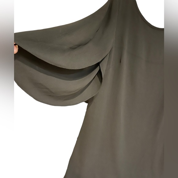 🖤 Classic little black dress size M from AGB. 3/4 sleeve with draped opening - Picture 2 of 4